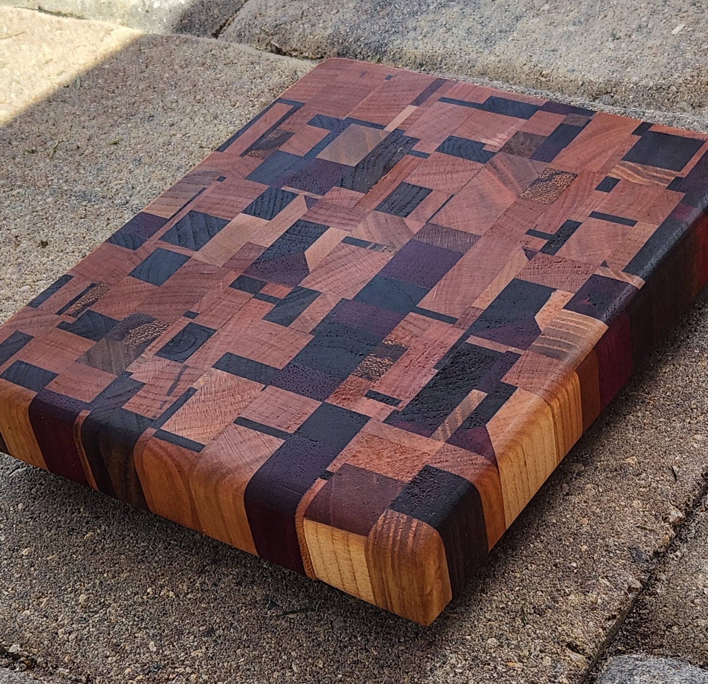 Chaotic Pattern Cutting Board - Small/Thick